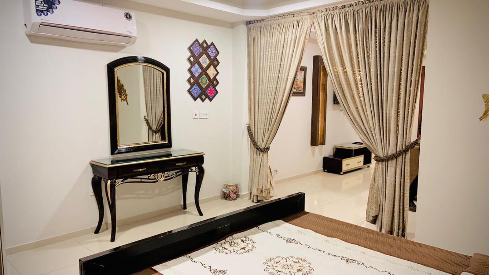 Royal Galaxy Hotel & Residence - Near Islamabad International Airport & Motorway Exterior photo