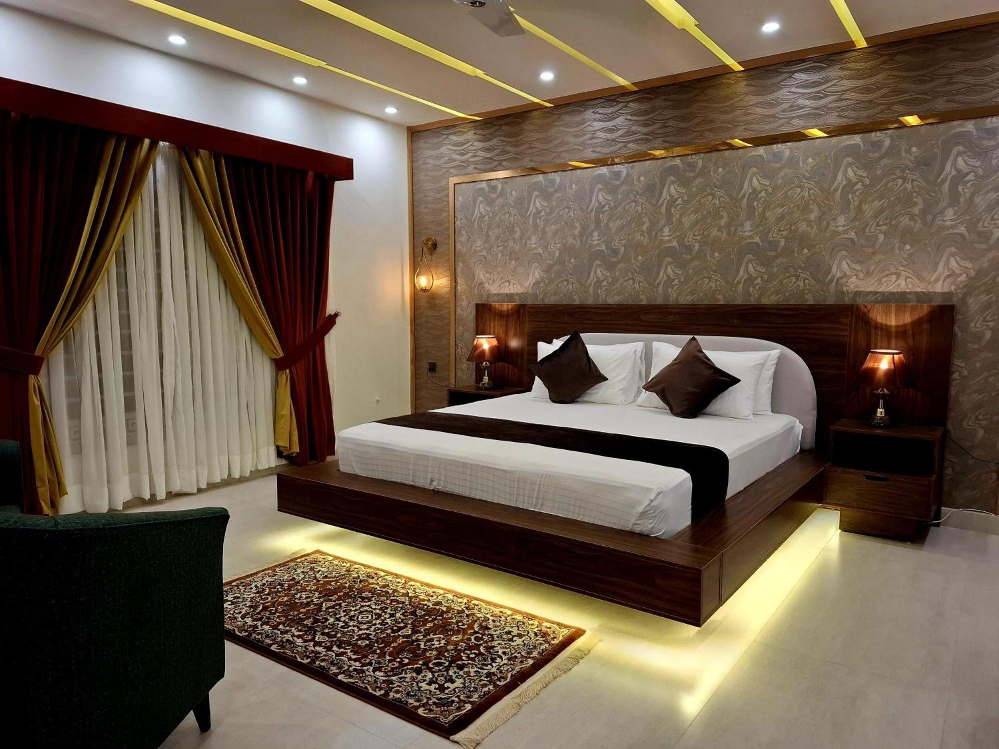 Royal Galaxy Hotel & Residence - Near Islamabad International Airport & Motorway Exterior photo